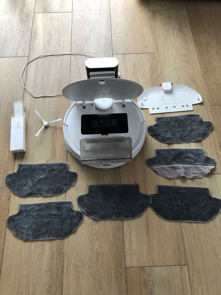 Powiekszony zestaw Xiaomi Mi Robot Vacuum Mop Pro