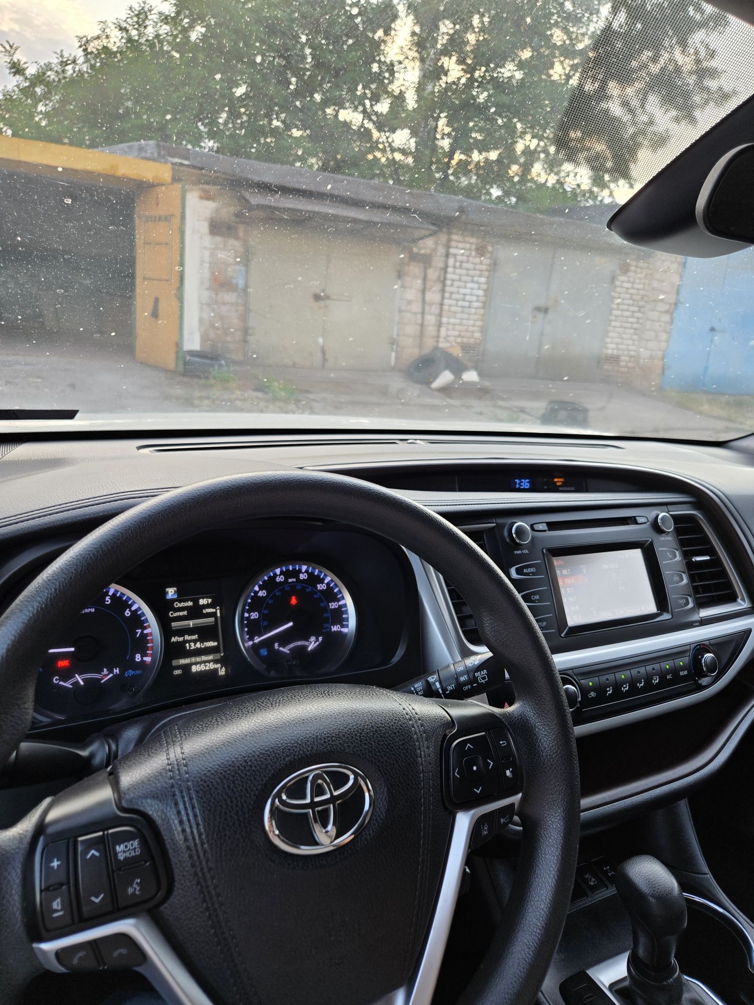 Продам Toyota Highlander 2018