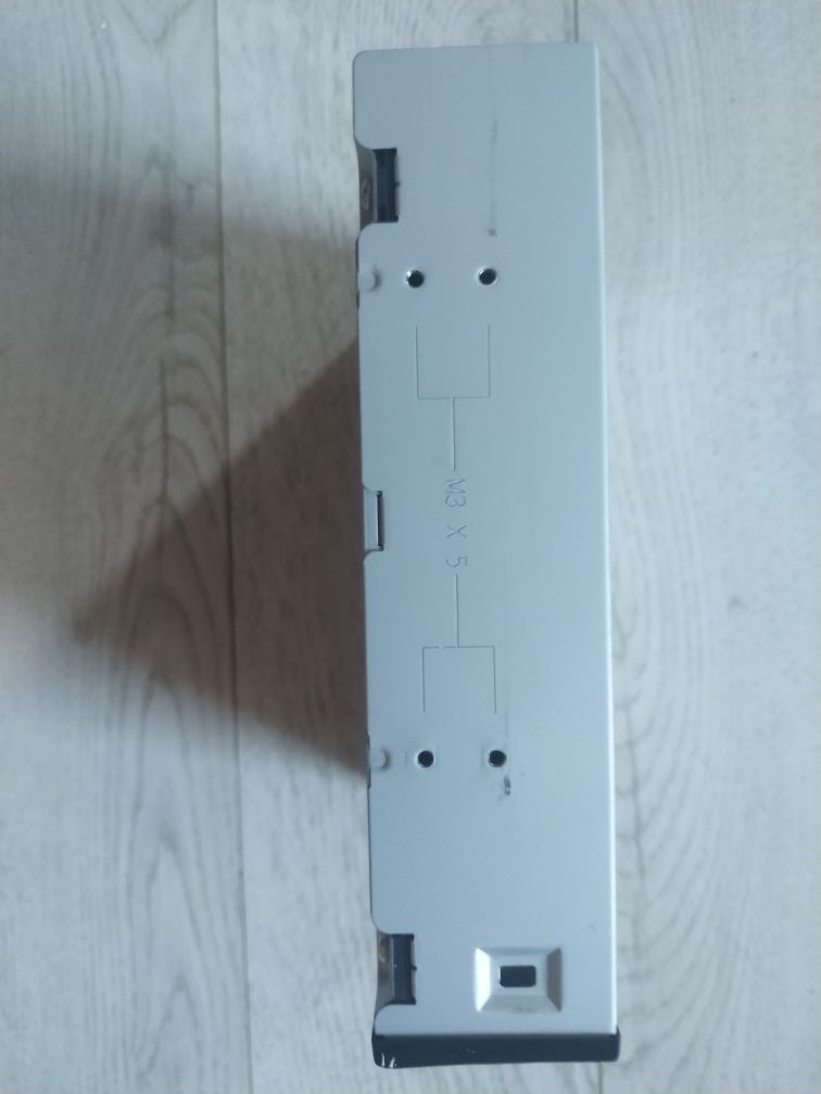 Nagrywarka DVD wewnętrzna LG GH24NSB0 SATA