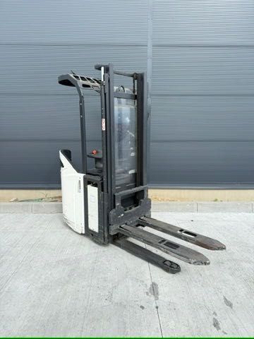 Linde L14SP wózek paletowy z masztem 3,4m 2016r rydwan podest