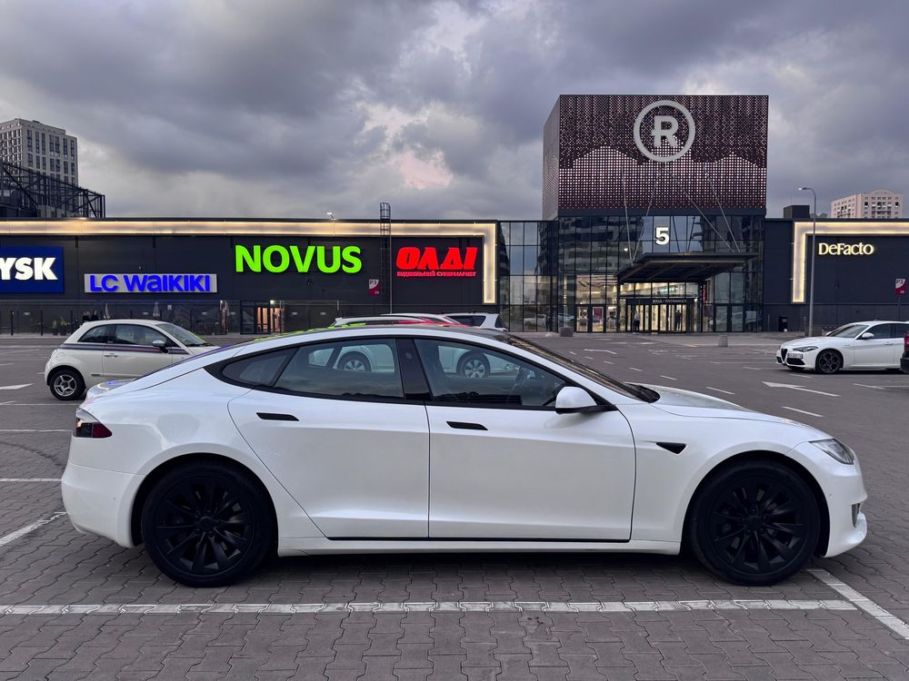 2018 Tesla model S 75D