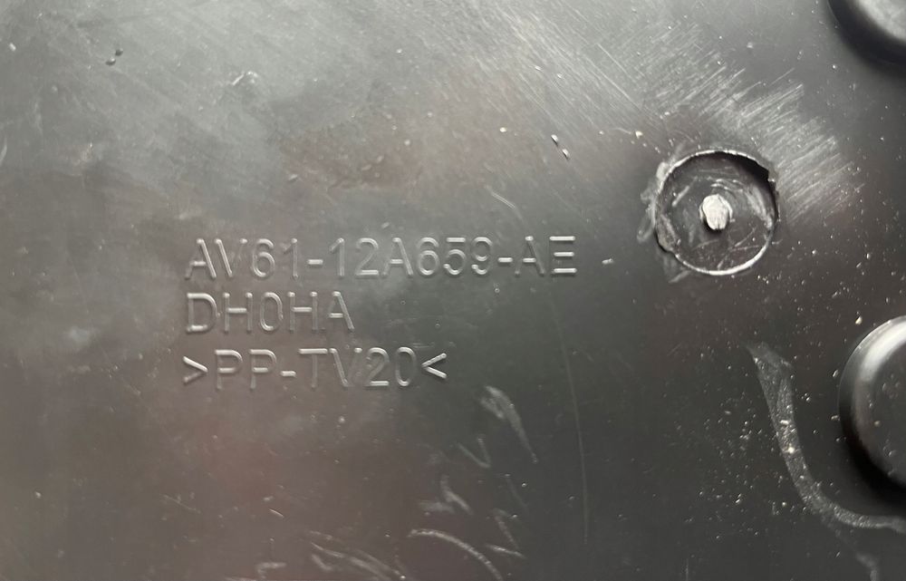 Obudowa Osłona Skrzynka komput/sterownika silnika Ford Focus mk3 CMax