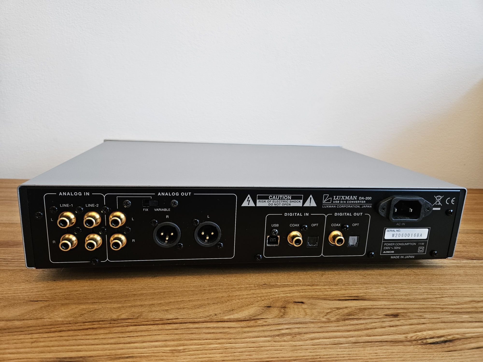Luxman DA-200 przedwzmacniacz przetwornik C/A DAC hi-end