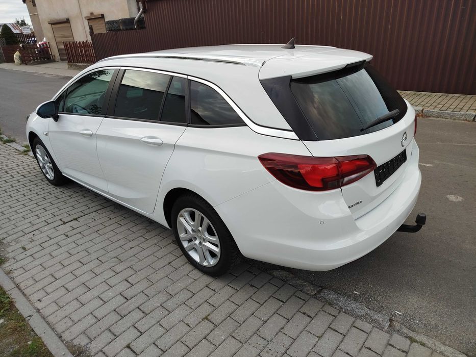 Opel Astra 1.4T 127tkm super stan z Niemiec