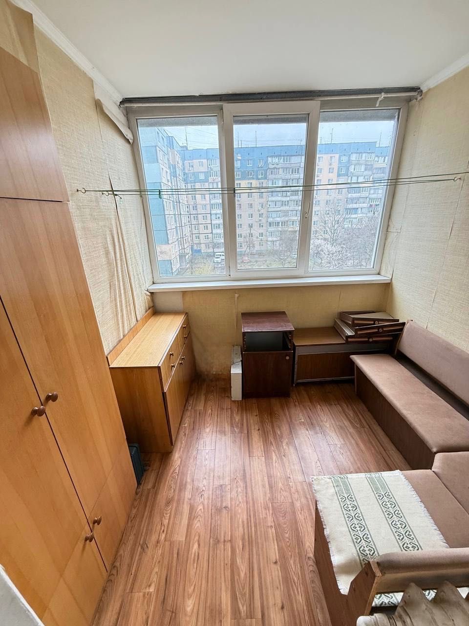 Продам ж/м Ломовский, 1 к. квартира, Фрунзенский, левый берег