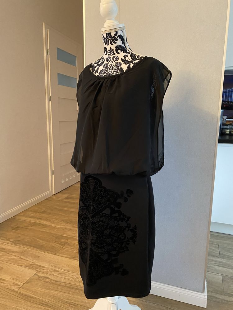 Sukienka czarna ołówkowa rozmiar 42