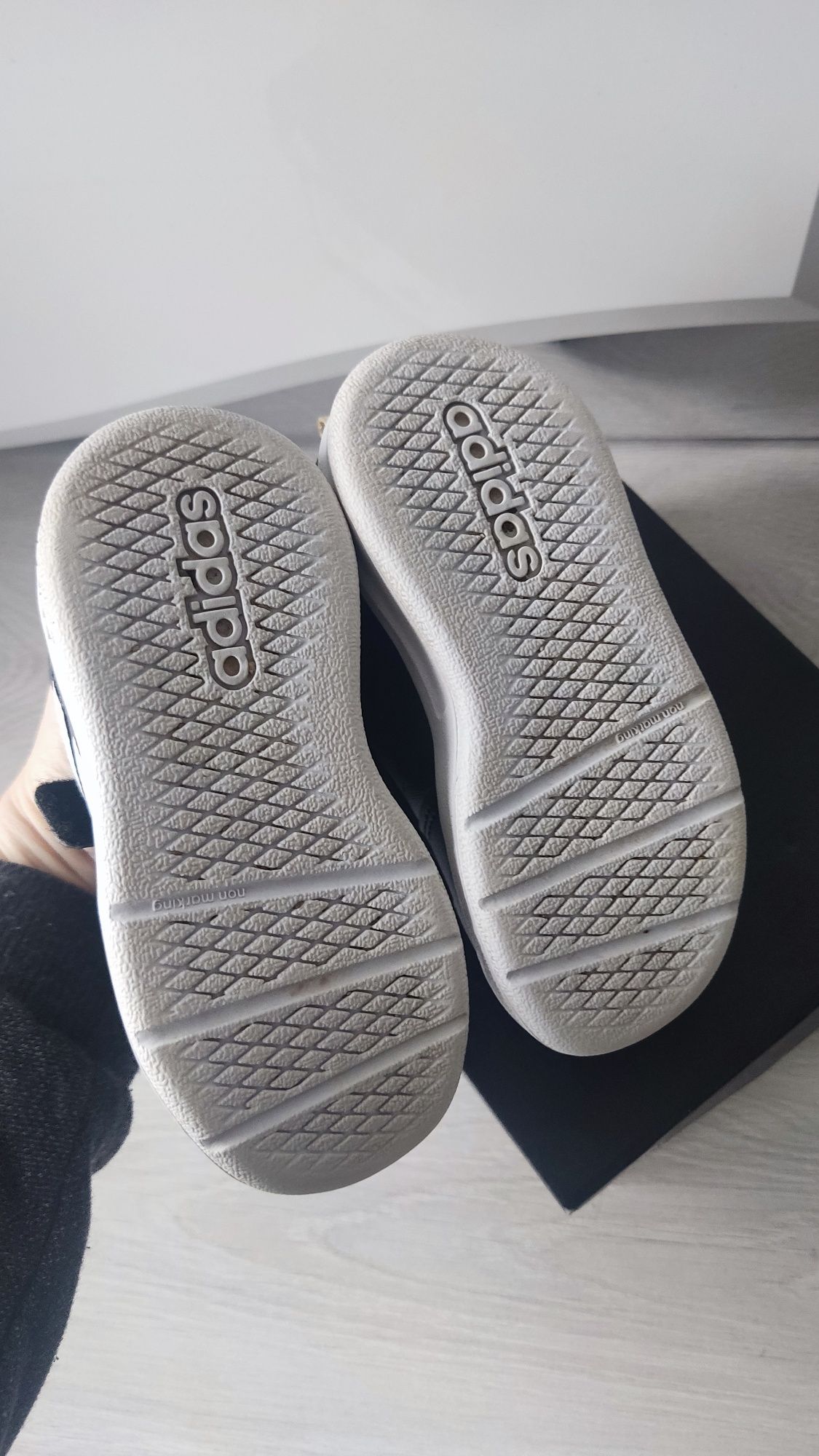 Adidas rozmiar 23