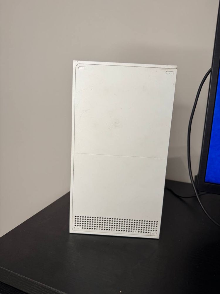 Продам Xbox Series S