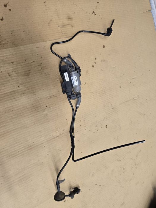 Pompa paliwa webasto touran 1t3 golf passat seat skoda audi