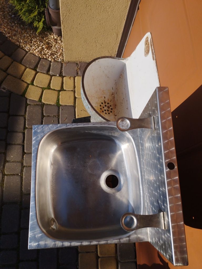 Umywalka  zlew żeliwny PRL