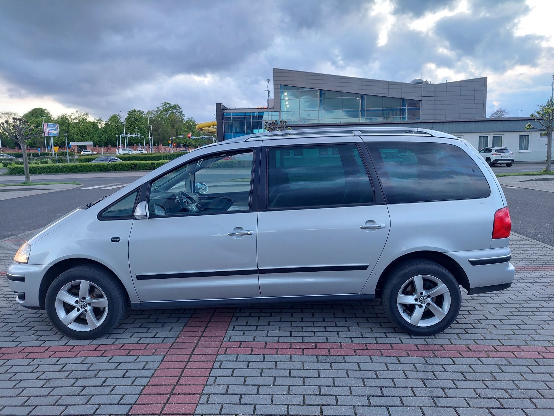 Volkswagen Sharan 1.9 TDI, automat, bezwypadkowy