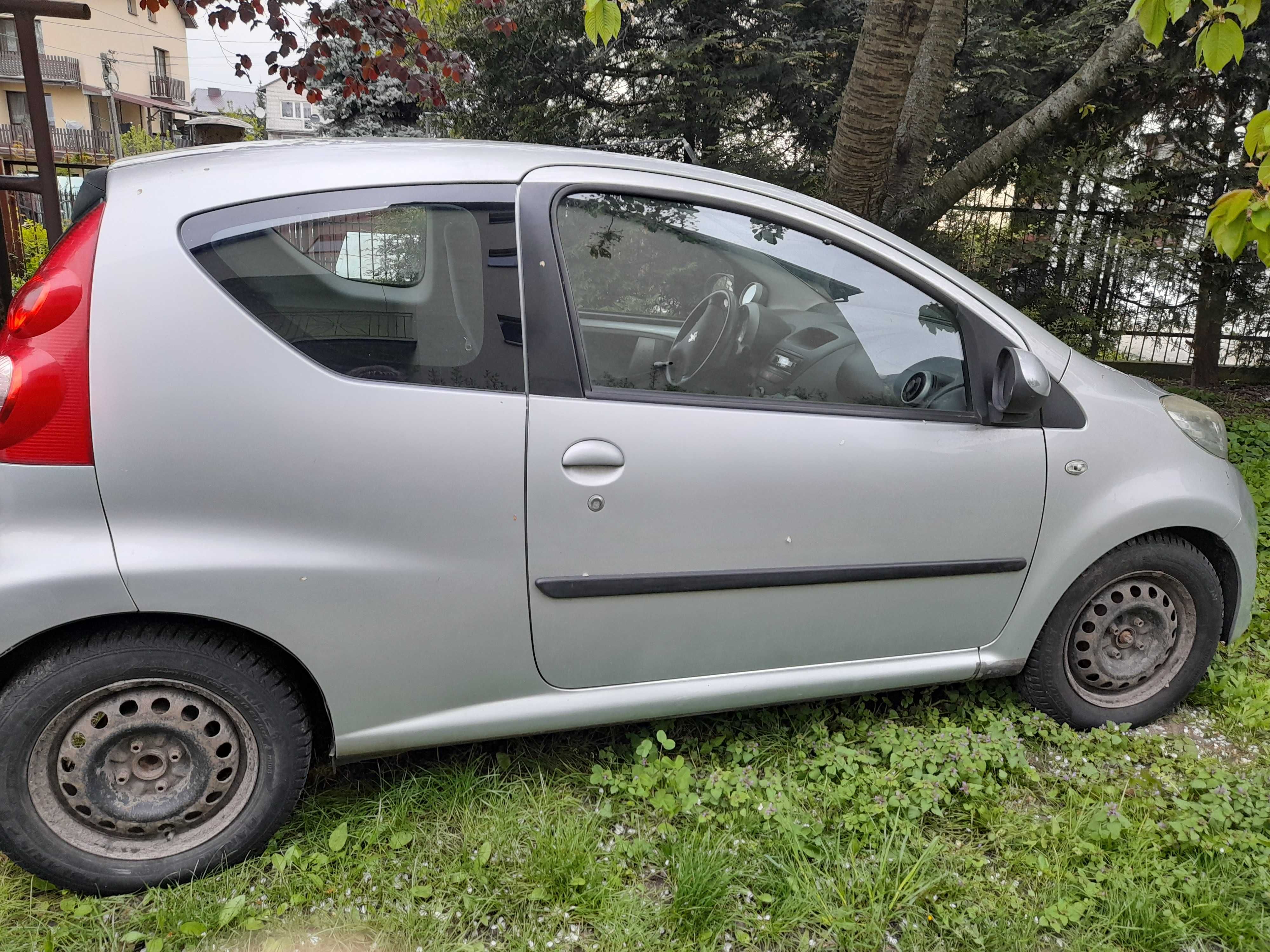 Peugeot 107 1.0 68 KM 2007