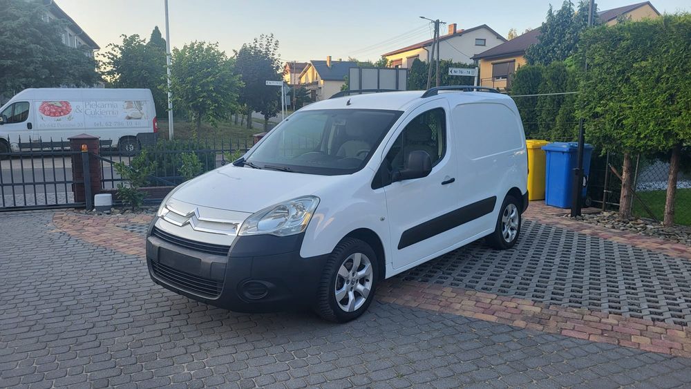 Citroen Berlingo 1.6 benzyna super stan:) 2011r.z Niemiec.