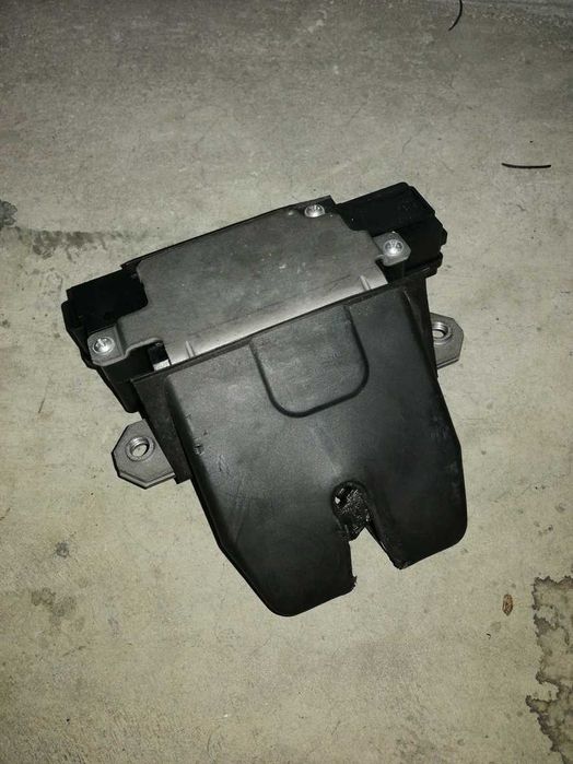 Fecho de mala Ford Focus - 3M51R442A66