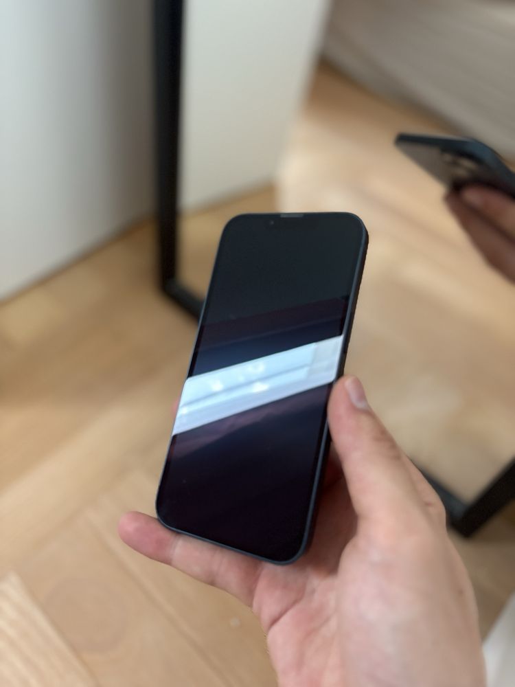 iPhone 13 bardzo dobry stan