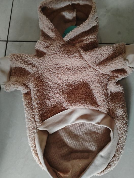 Nowe ciepłe ubranko dla psa