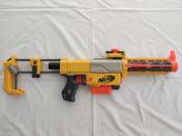 Pistola de brincar Nerf