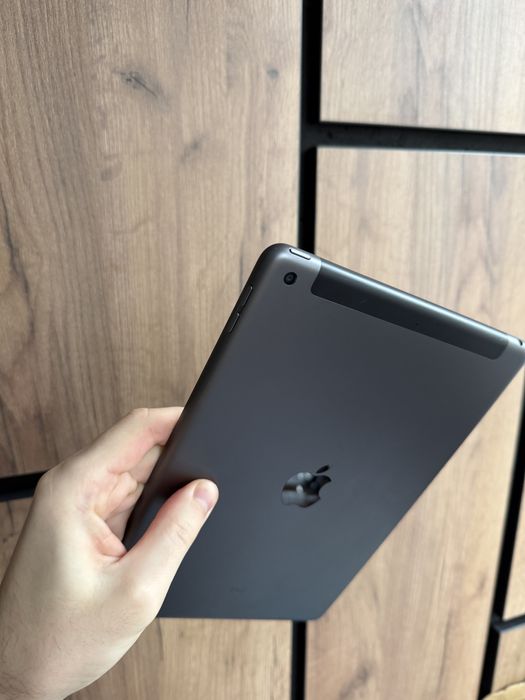 Apple iPad 8 32gb Wi-Fi + LTE