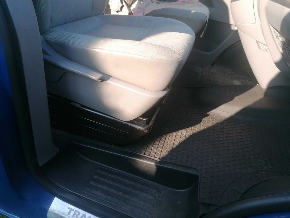 Fotel prawy VW transporter T5