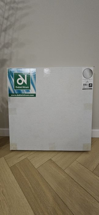 Lustro okrągłe drewno orzech 60x60 nils