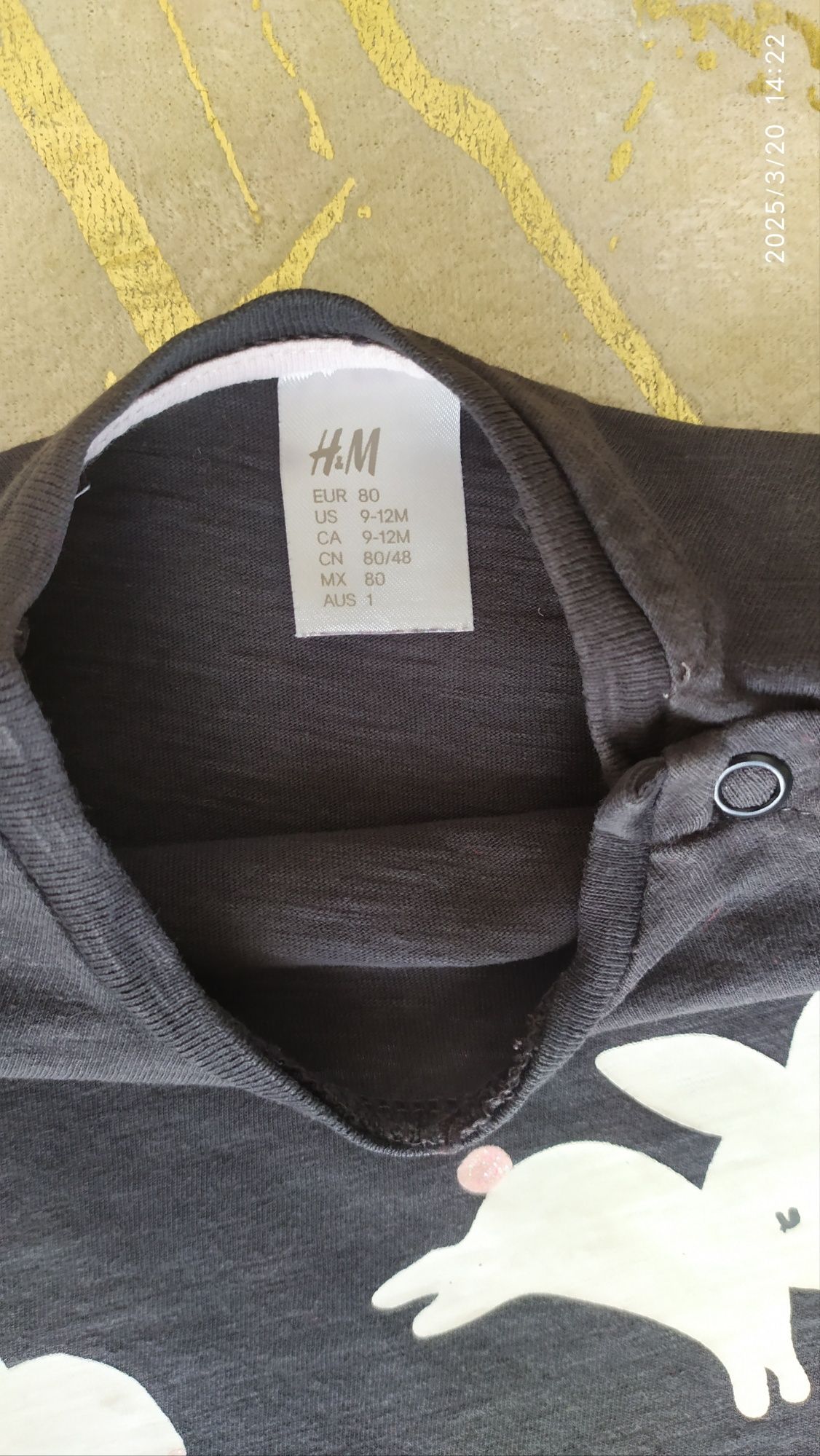 Bluzka czarna z króliczkami na długi rękaw, dziewczynka,r. 80, H&M