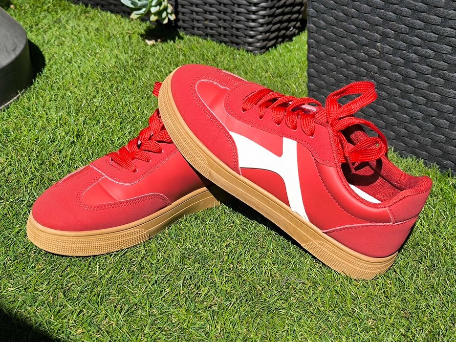 Sapatilhas vermelhas