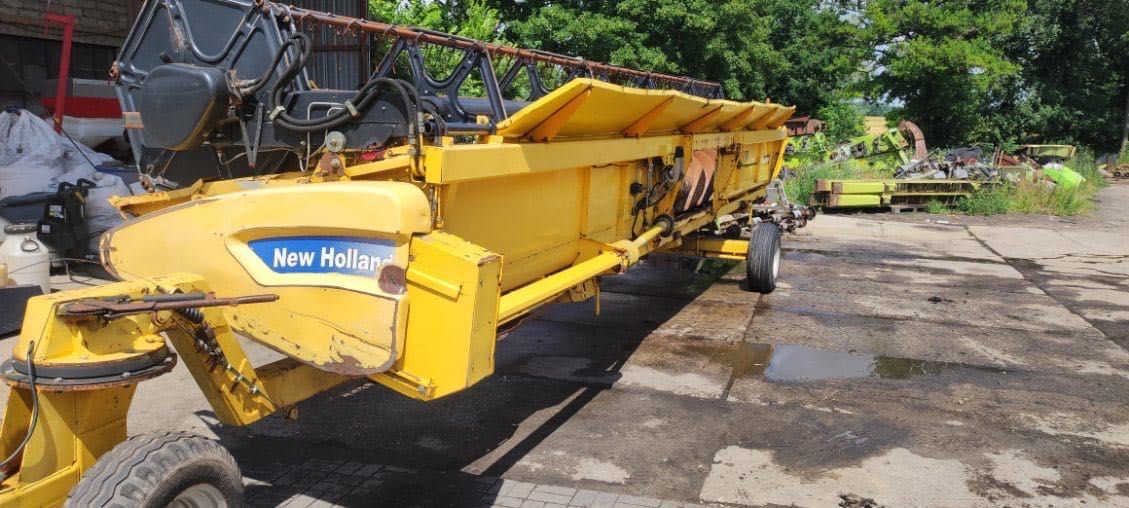 części  do kombajnu New Holland CR 9080+ heder