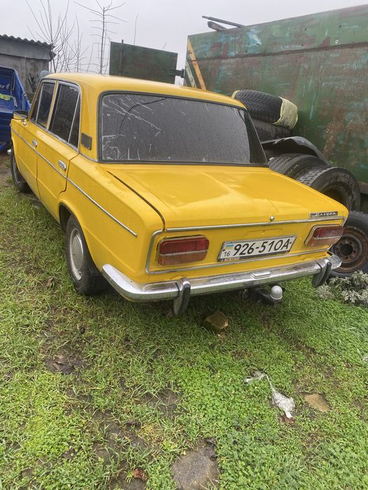 Продам ваз 2103 в отличном состоянии