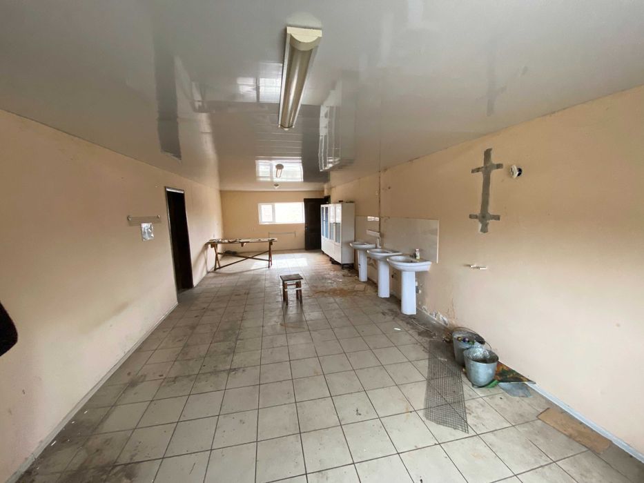 Продаж нежитлових приміщень (ферма) 10589,9м², 9,7592га, Черкаська обл