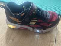 Adidasy Sketchers
