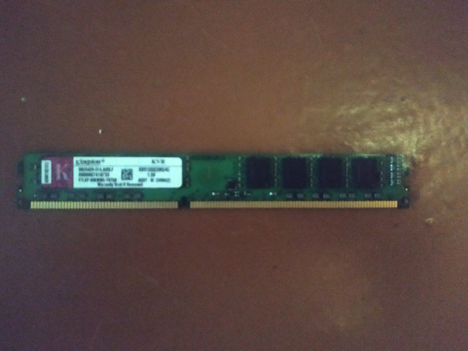 Пам'ять для настільних комп'ютерів Kingston 4 GB DDR3 1333 MHz