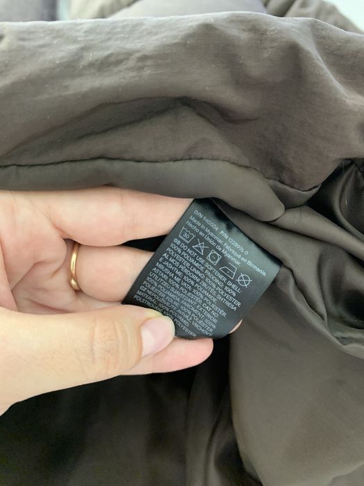 Шоколадний пуфер пуховик h&m S