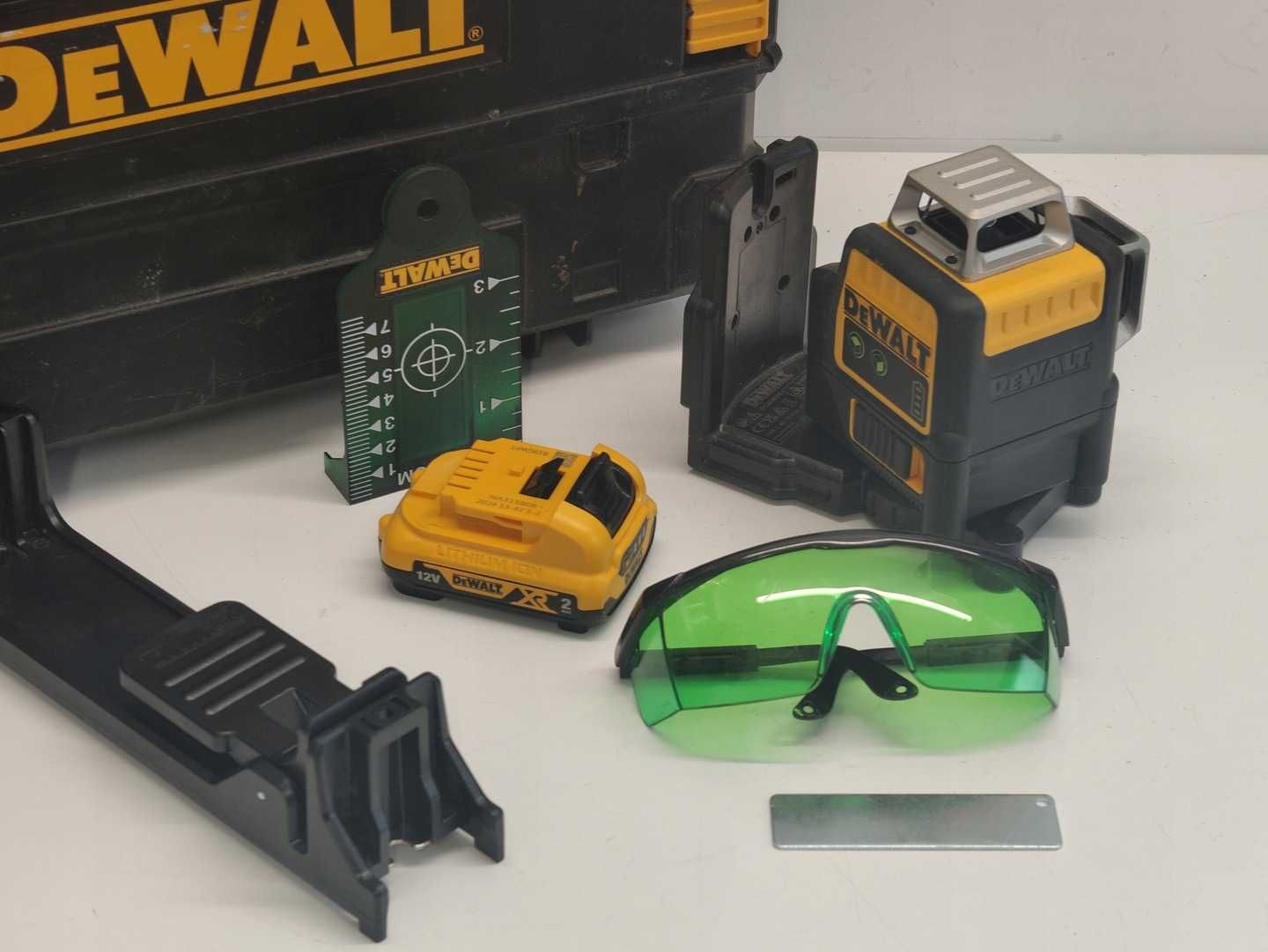 DEWALT laser linowy krzyżowy DCE0811G zielony 2x360° + walizka