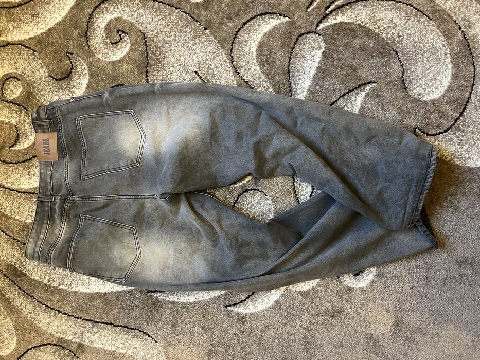 baggy jeans. size xl