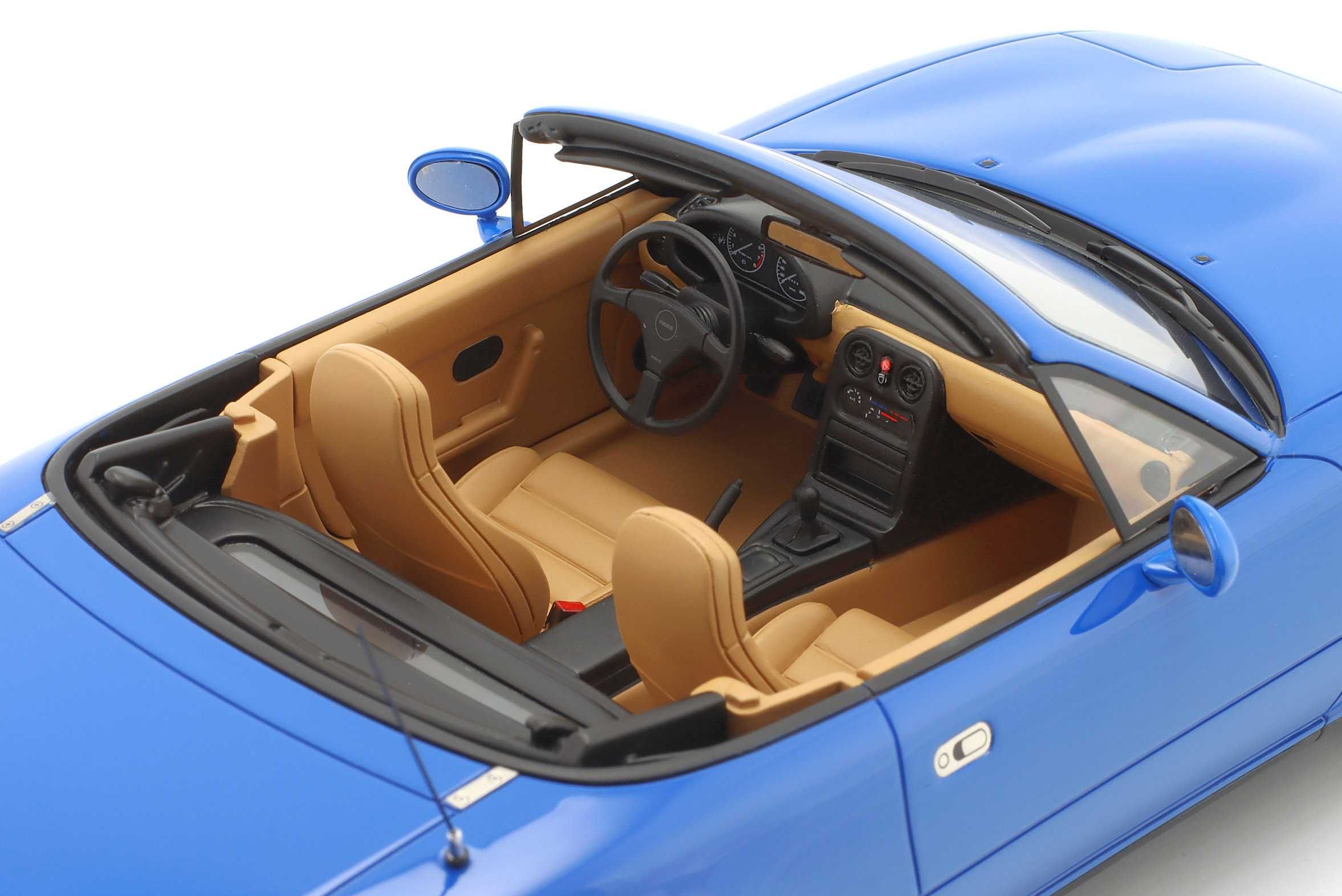 Model 1:18 Otto Mazda Miata MX-5 roadster 1990 blue (OT934)