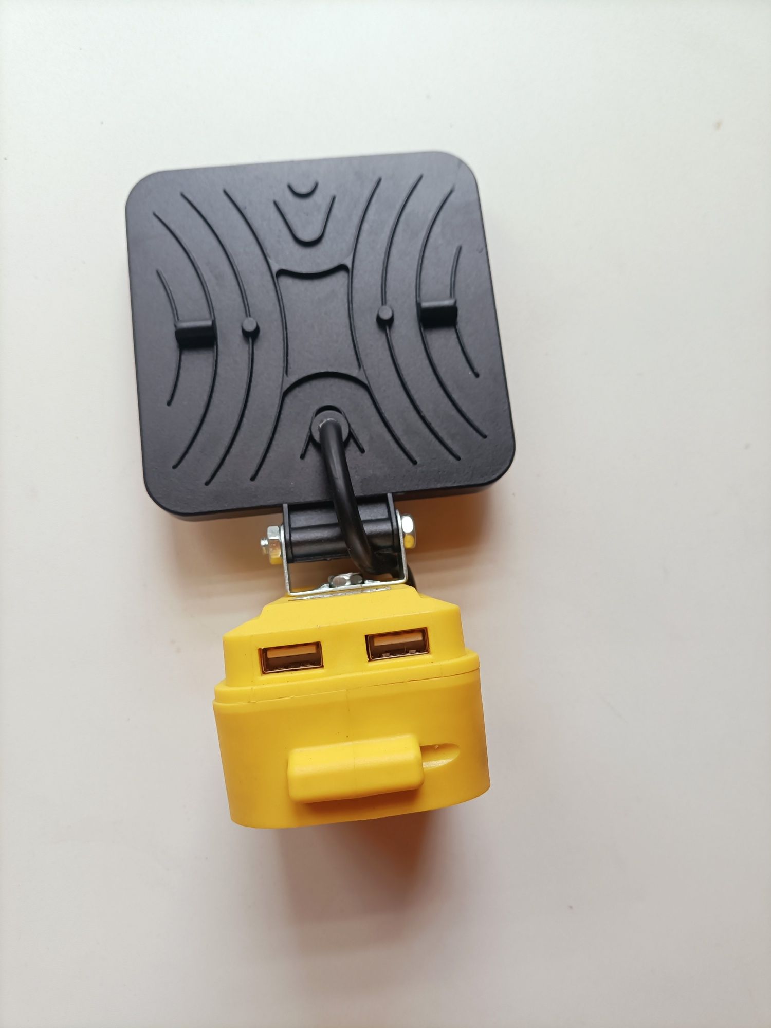Lampa halogen LED do akumulatorów DeWalt