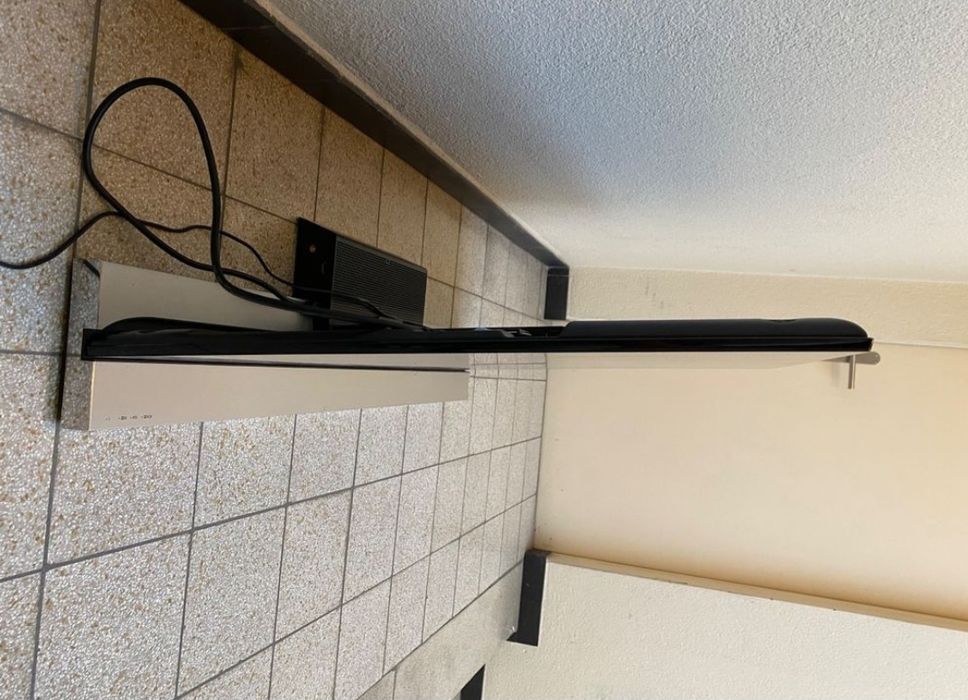 46 Sony TV отличного качества.