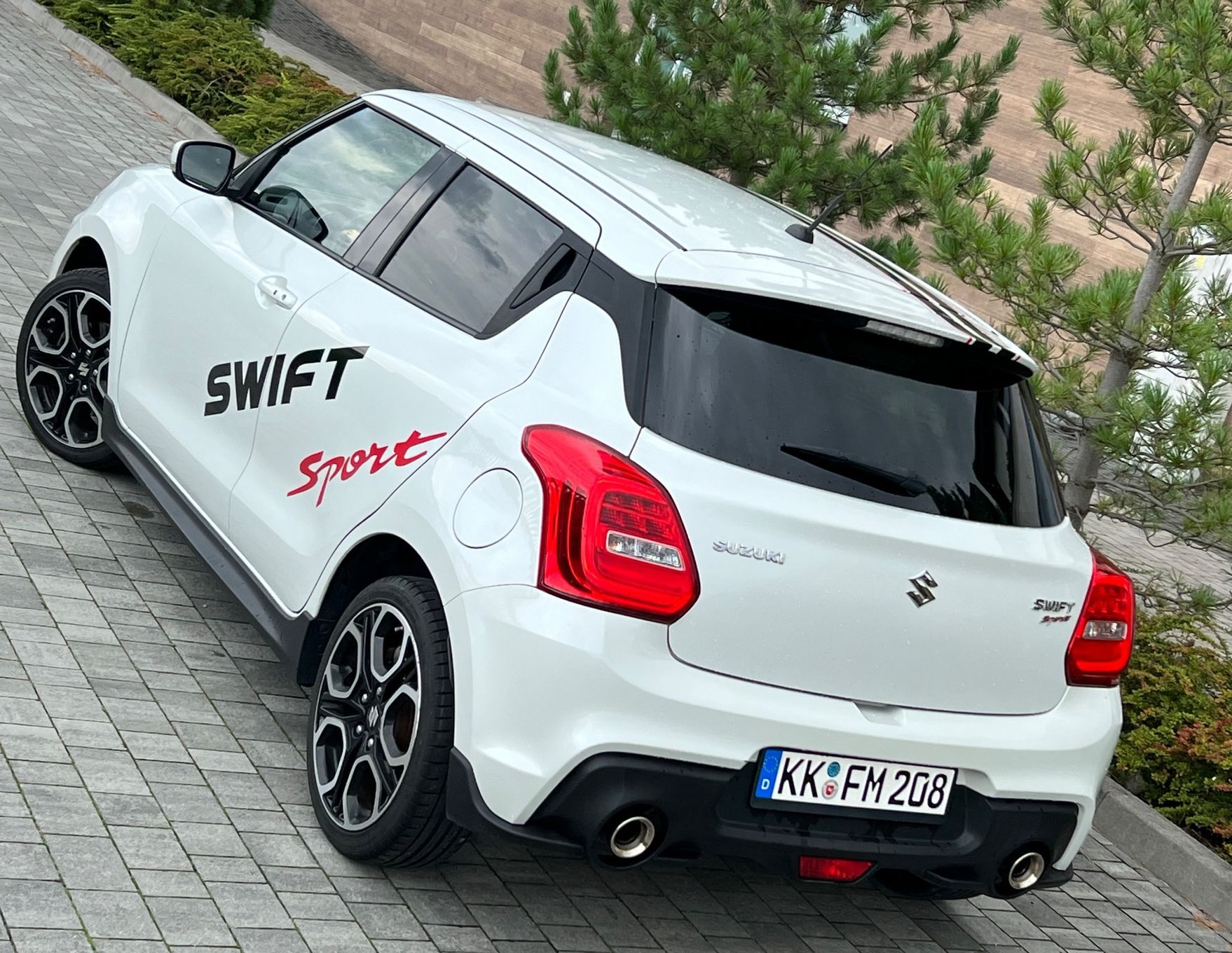 Suzuki Swift Swift SPORT 1.4T z Niemiec niski przebieg!