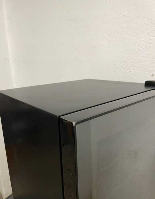 Lodówka na napoje 60 litrów od 0 do 13 ° C