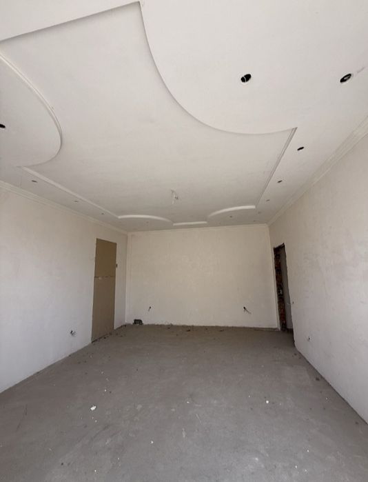 Продається 3-х кімнатна новобудова по вул. Руданського