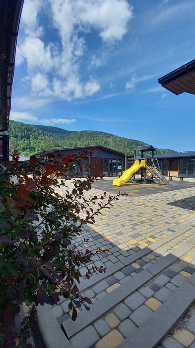 Комерція вільного призначення в ТК Гуцул Плаза, Микуличин