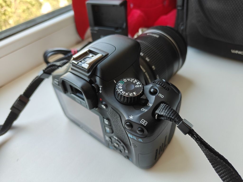 Фотоаппарат Canon eos 550d + efs 18-135mm 3.5-5.6 is