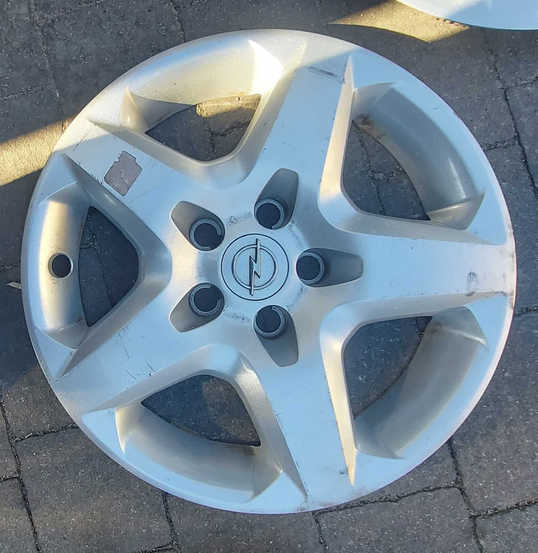 Kołpaki Opel STRUKTURALNE 16" oryginalne, stan BDB