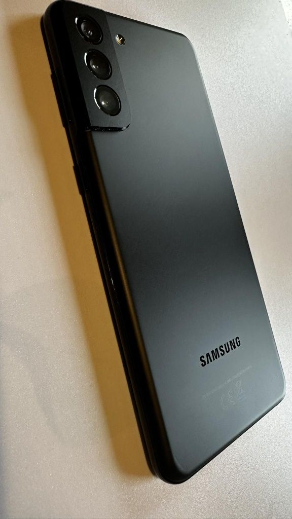 Samsung Galaxy S21 plus