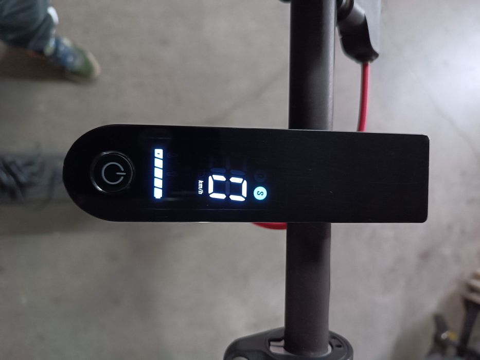 Trotinete Xiaomi 4 pro