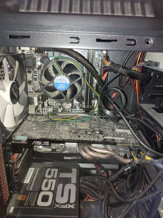 PC Intel Core i5 / Asus R9 270X / 2GB / 1TB HDD + stary komputer