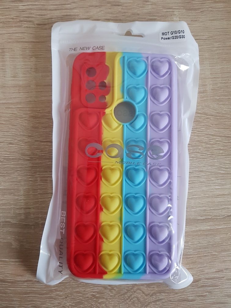 Etui Heart Pop Motorola Moto G10/G10 Power/G20/G30 w pięciu kolorach
