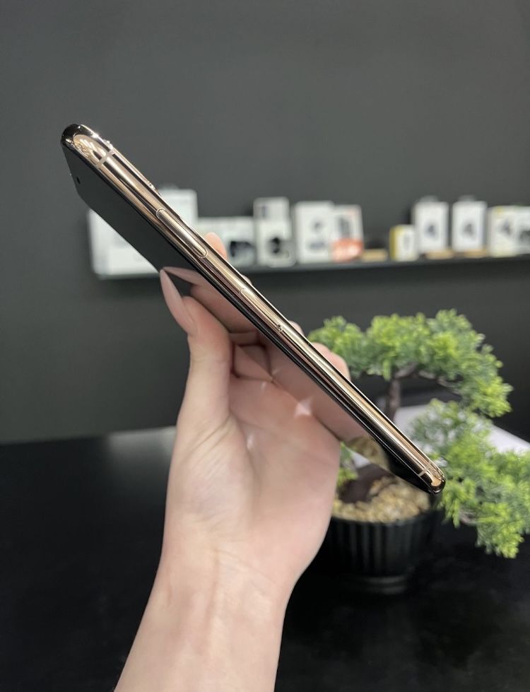 iPhone XS Max Gold 64 GB