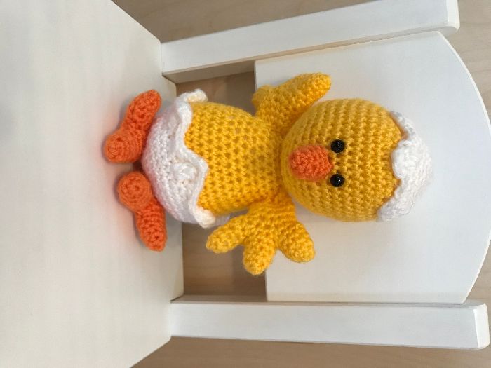 Maskotka wykonana ręcznie na szydełku Kurczak Hand made Wielkanoc