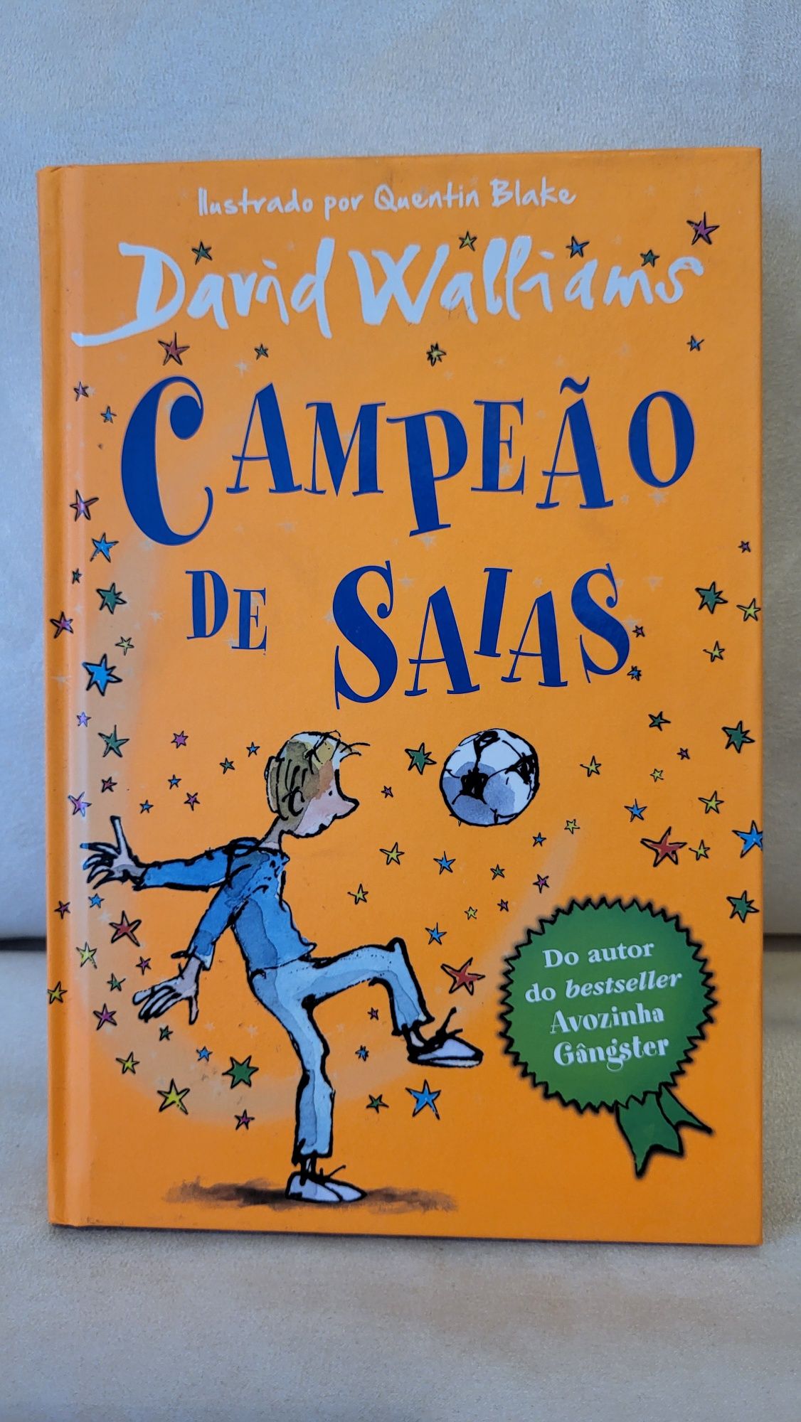 Livro "Campeão de Saias" de David Walliams